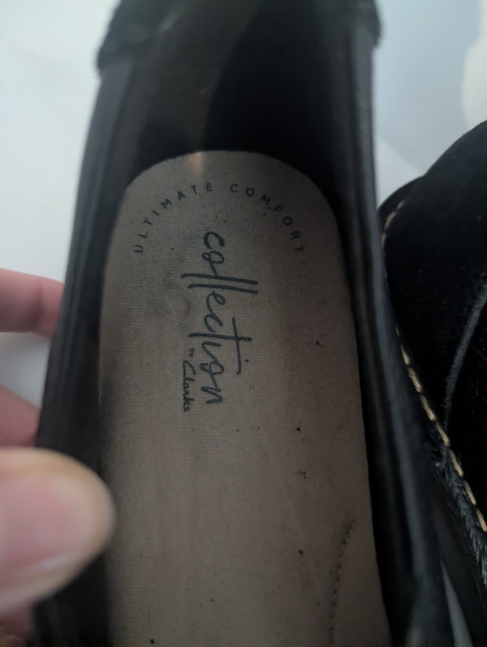 Clarks Shoes - Picture 2 of 5